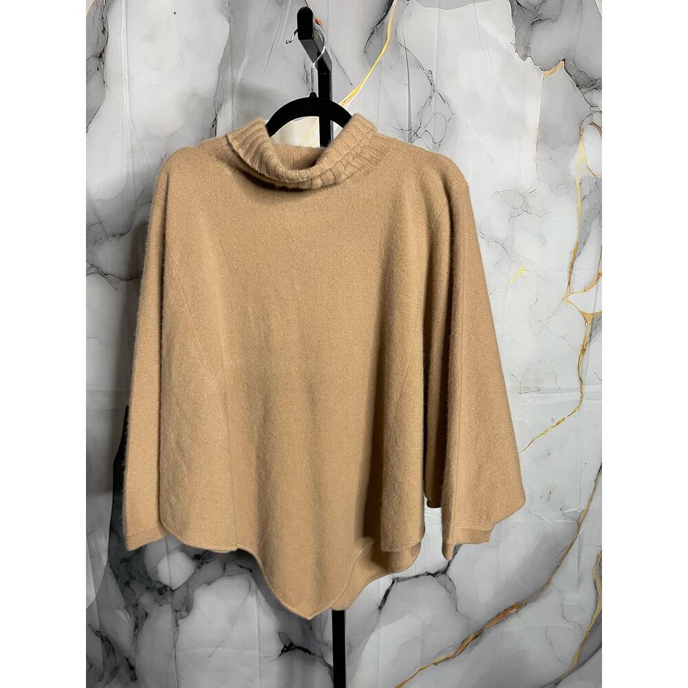 Neiman Marcus 100% Cashmere Cape Poncho Size One Size